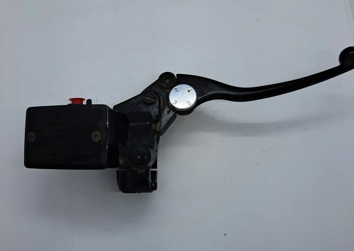 Zg1000 Concours Front Master Cylinder 1