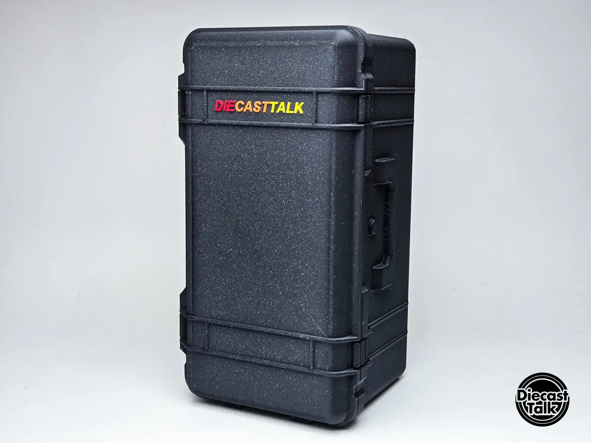 (Pre Order) Diecasttalk Exclusive Protective Case/ Storage For Large 1/64 Or 1/43 Model 1