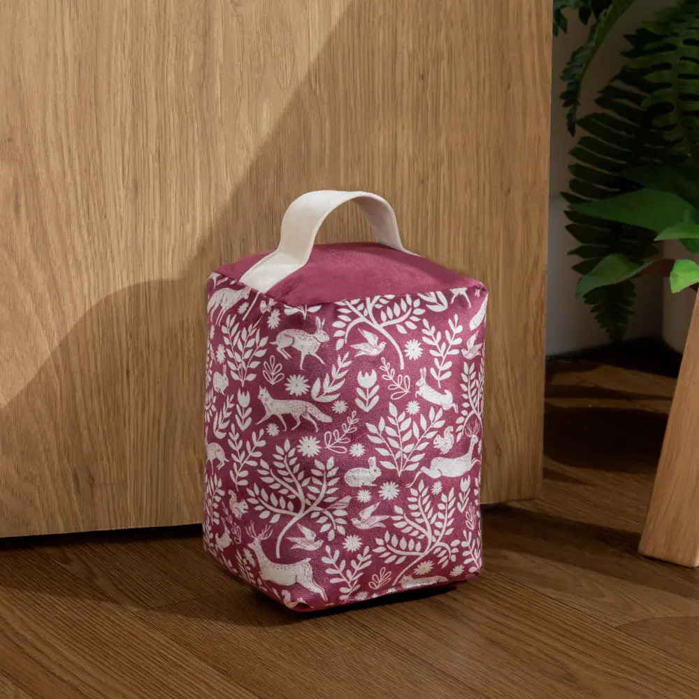 Skandi Woodland Door Stop Berry 1